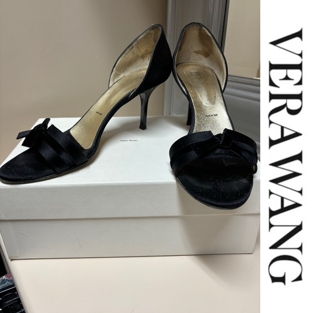 The Vera Wang Evening Collection Black Heeled Sandals - Sz 38